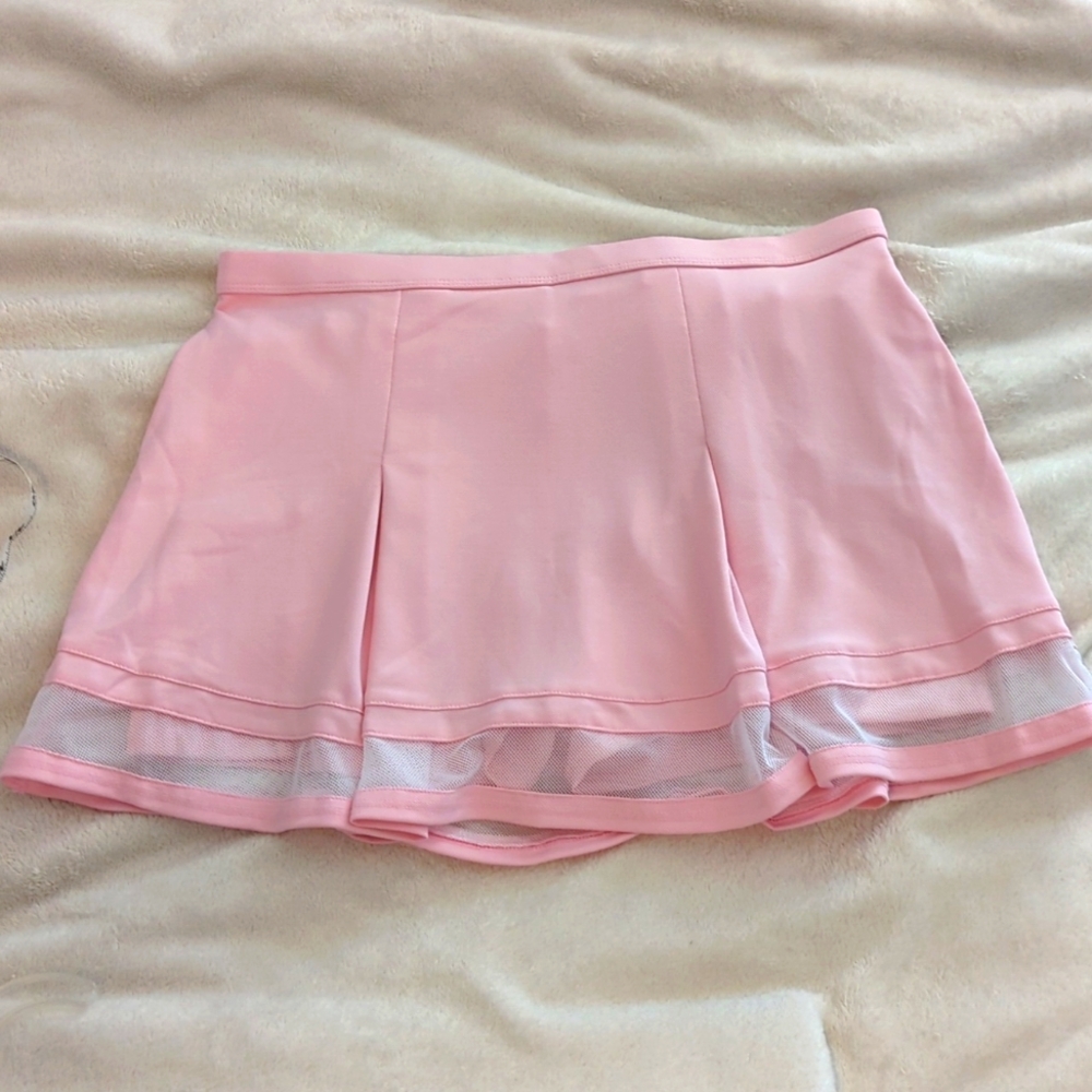 Lucky in Love active skirt, Large NWT